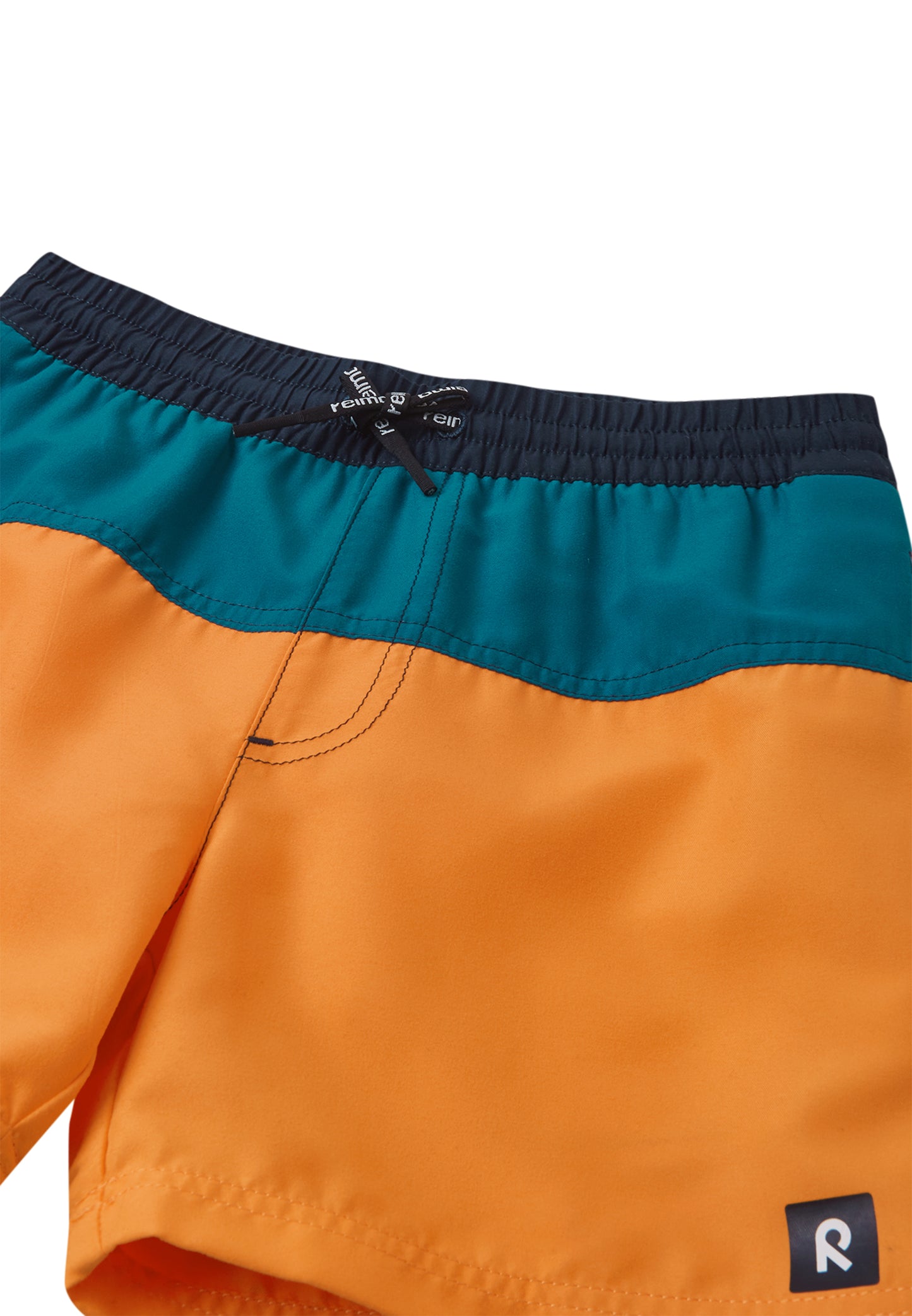 REIMA Badehose <br> Palmu <br>Gr. 110, 122, 128, 134, 152<br> UV-Schutzfaktor 50+<br> schnelltrocknend<br> Netzhose innen <br>Bund regulierbar<br> Länge Mitte Oberschenkel