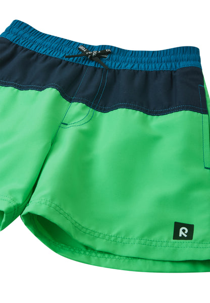 REIMA Badehose <br> Palmu <br>Gr. 110, 122, 128, 146, 152<br> UV-Schutzfaktor 50+<br> schnelltrocknend<br> Netzhose innen <br>Bund regulierbar<br> Länge Mitte Oberschenkel